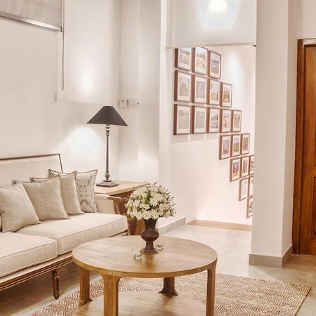 Gracian Villa Канди Экстерьер фото