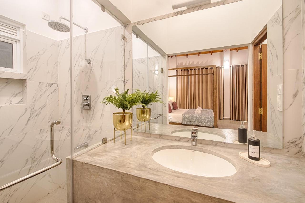 Gracian Villa Канди Экстерьер фото