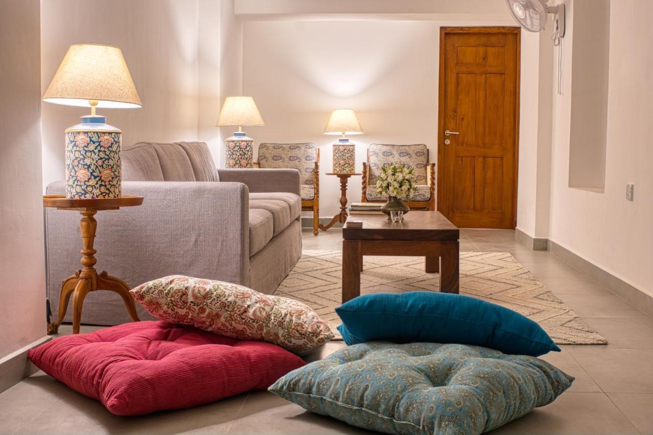 Gracian Villa Канди Экстерьер фото