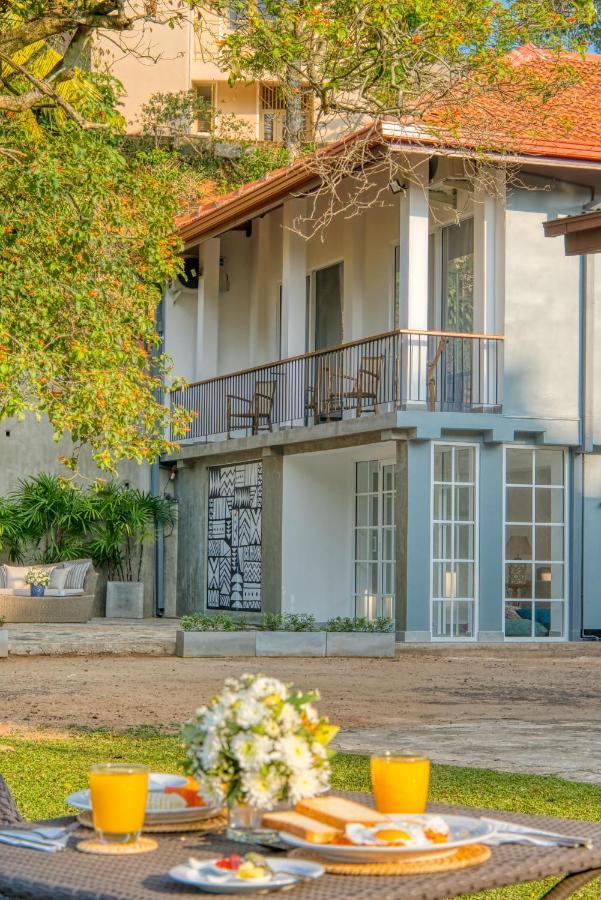 Gracian Villa Канди Экстерьер фото